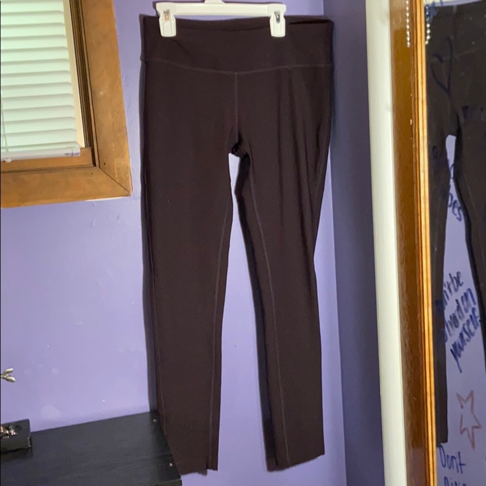Maroon leggings